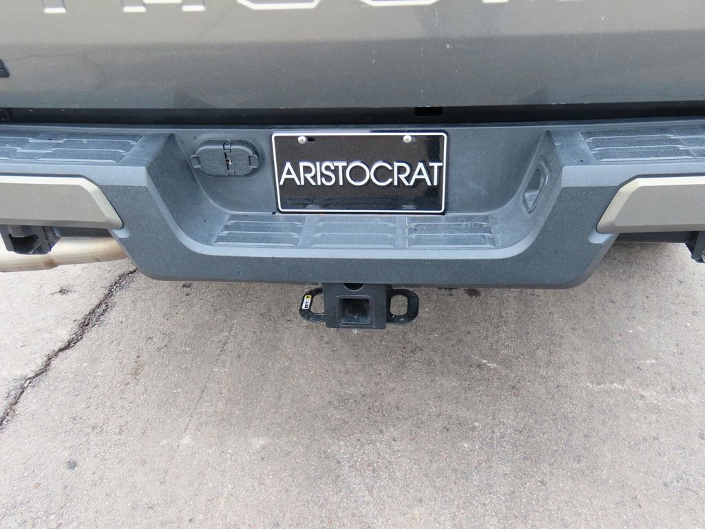 Used 2024 Toyota Tacoma TRD Off-Road image 19