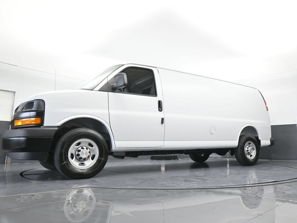 New 2026 Chevrolet Express 2500 Extended w/ Driver Convenience Package RWD image 53