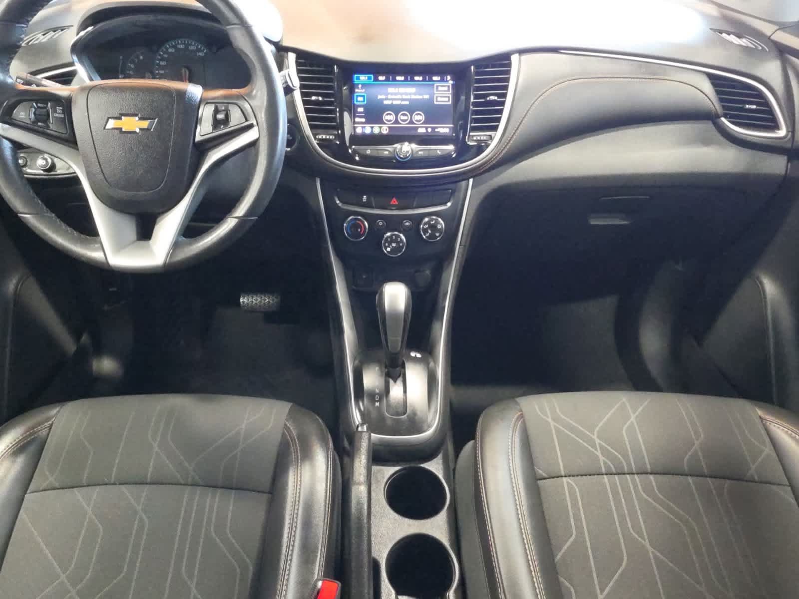 Used 2020 Chevrolet Trax LT w/ LT Convenience Package FWD image 25