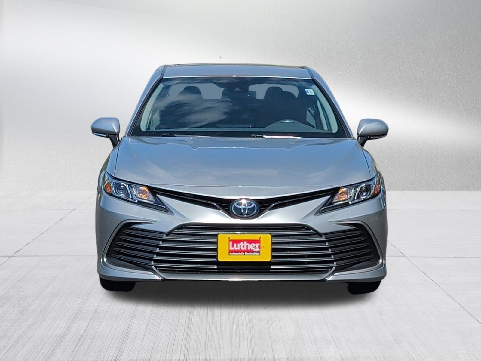Used 2022 Toyota Camry LE w/ Cold Weather Package AWD/4WD image 2
