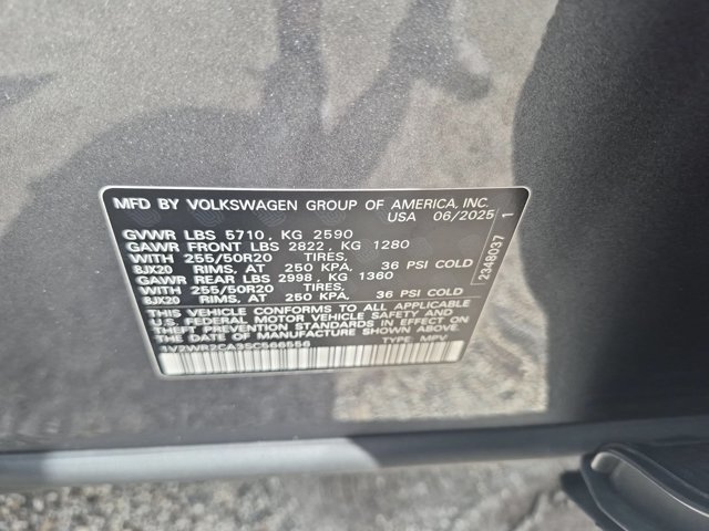 Used 2025 Volkswagen Atlas SE FWD image 36