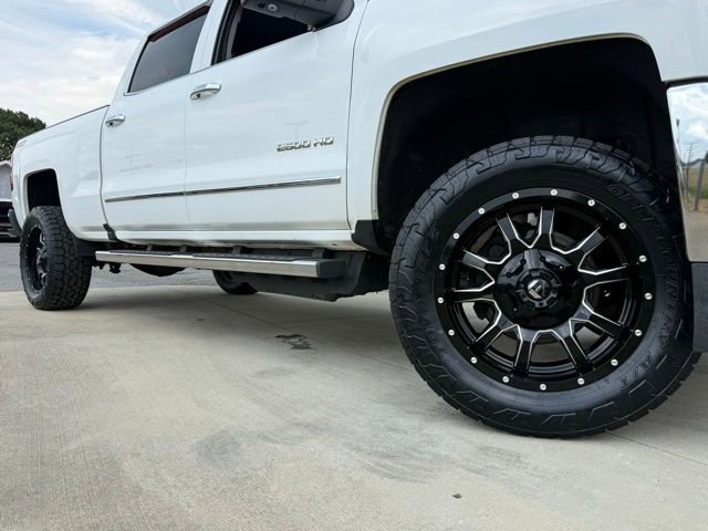 Used 2018 Chevrolet Silverado 2500 LTZ w/ Duramax Plus Package AWD/4WD image 3