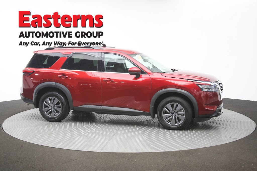 Used 2024 Nissan Pathfinder SV AWD/4WD image 48