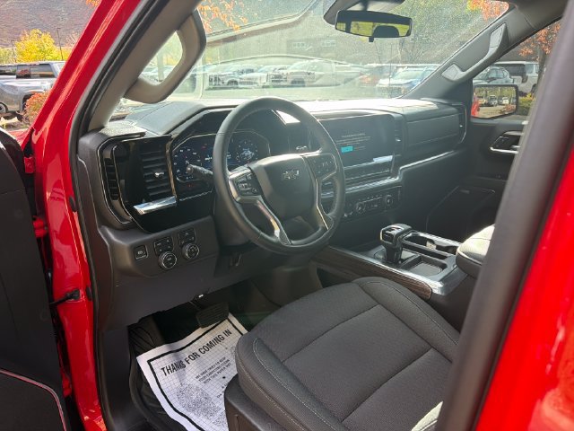 Used 2023 Chevrolet Silverado 1500 LT Trail Boss w/ Convenience Package II AWD/4WD image 14
