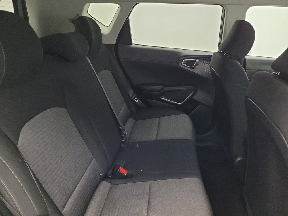Used 2021 Kia Soul S FWD image 19
