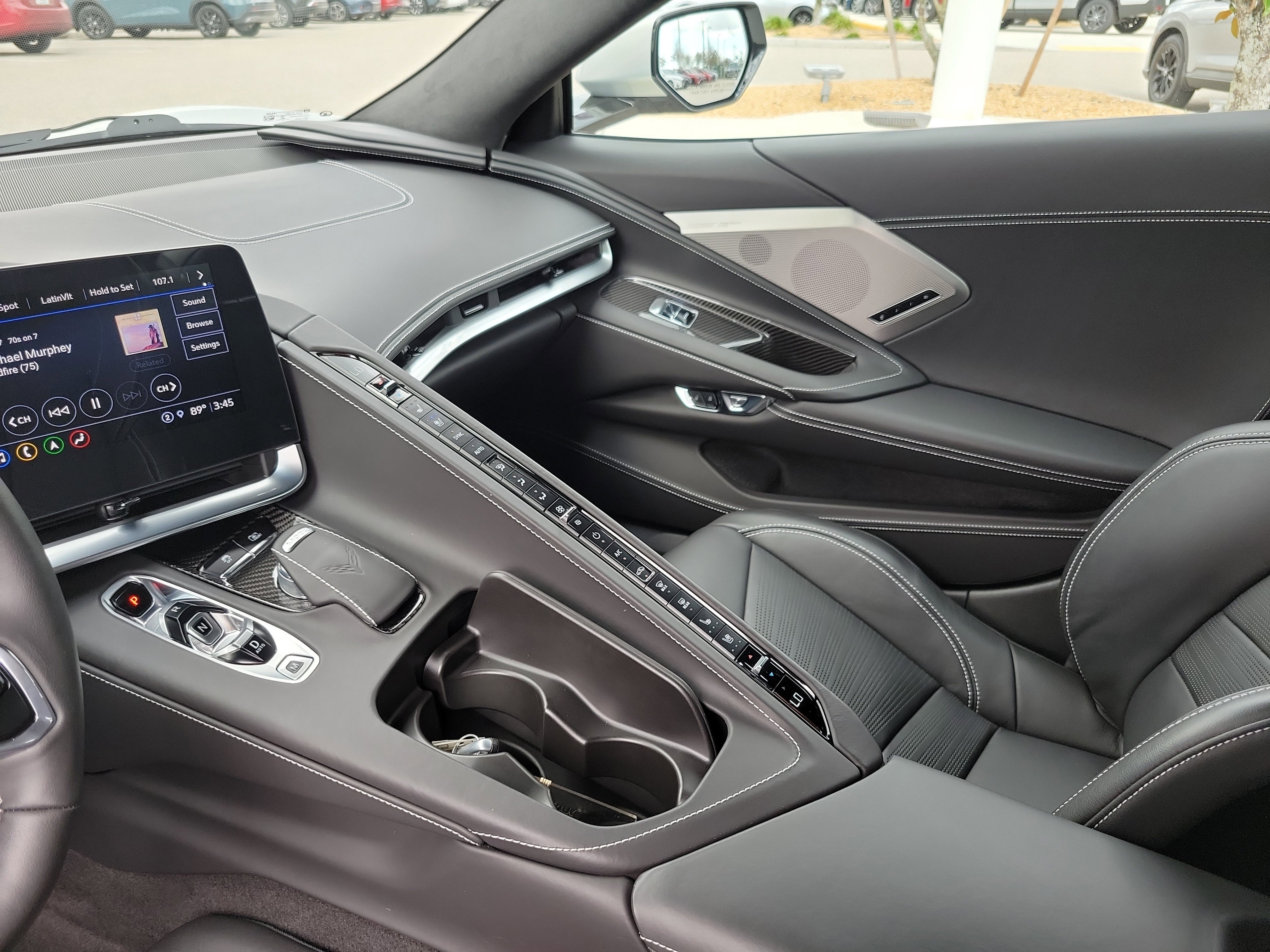 Used 2022 Chevrolet Corvette Stingray Premium Cpe w/ Engine Appearance Package image 17