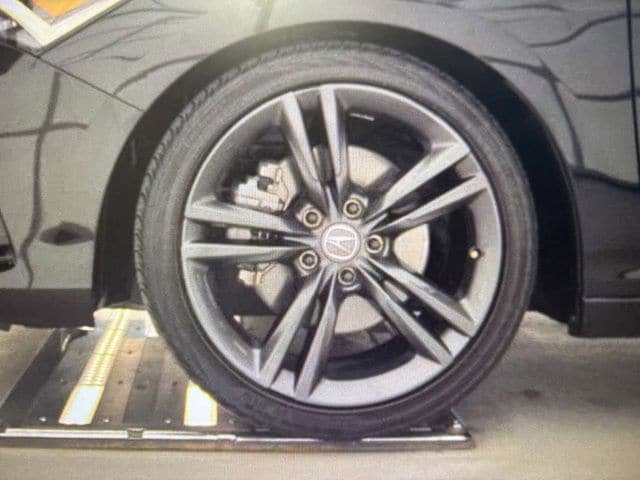 Used 2024 Acura Integra A-Spec FWD image 11