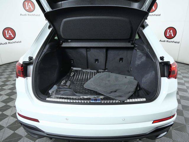 Used 2025 Audi Q3 2.0T Premium w/ Convenience Package AWD/4WD image 10