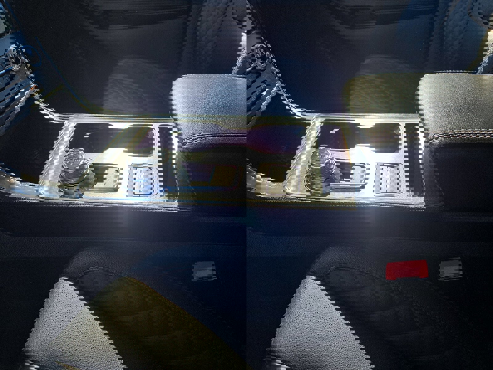 Certified 2024 Ford Edge Titanium w/ Equipment Group 301A image 22