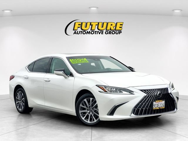 Used 2022 Lexus ES 250 w/ Accessory Package 2