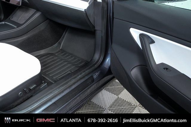 Used 2021 Tesla Model 3 Standard Range Plus image 23