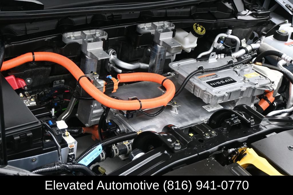 Certified 2024 Nissan Ariya AWD image 27