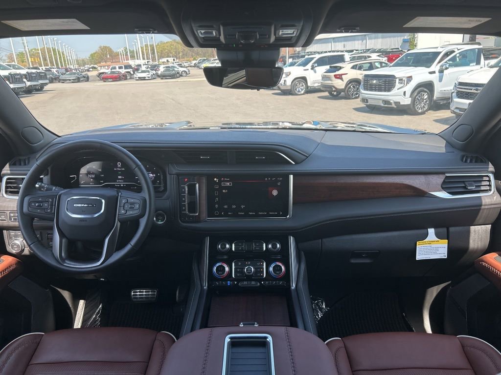 Used 2023 GMC Yukon Denali Ultimate image 14
