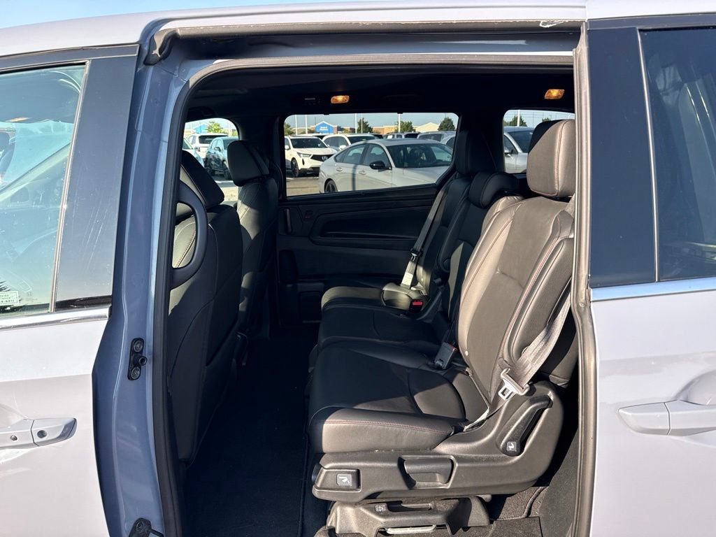 Used 2023 Honda Odyssey Sport image 16