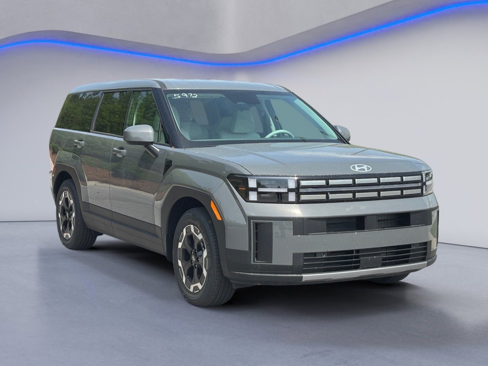 New 2026 Hyundai Santa Fe SE FWD image 3