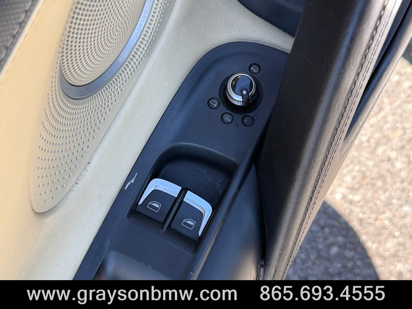 Used 2011 Audi R8 V10 AWD/4WD image 15