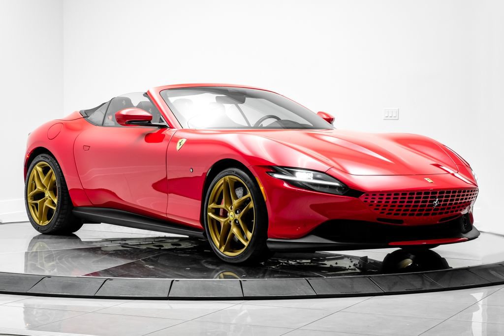 Used 2024 Ferrari Roma Spider RWD image 5