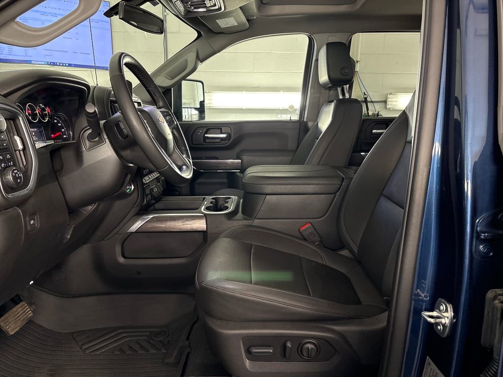 Used 2023 Chevrolet Silverado 2500 LTZ AWD/4WD image 12