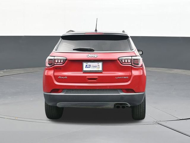 Used 2018 Jeep Compass Limited w/ Navigation Group image 12