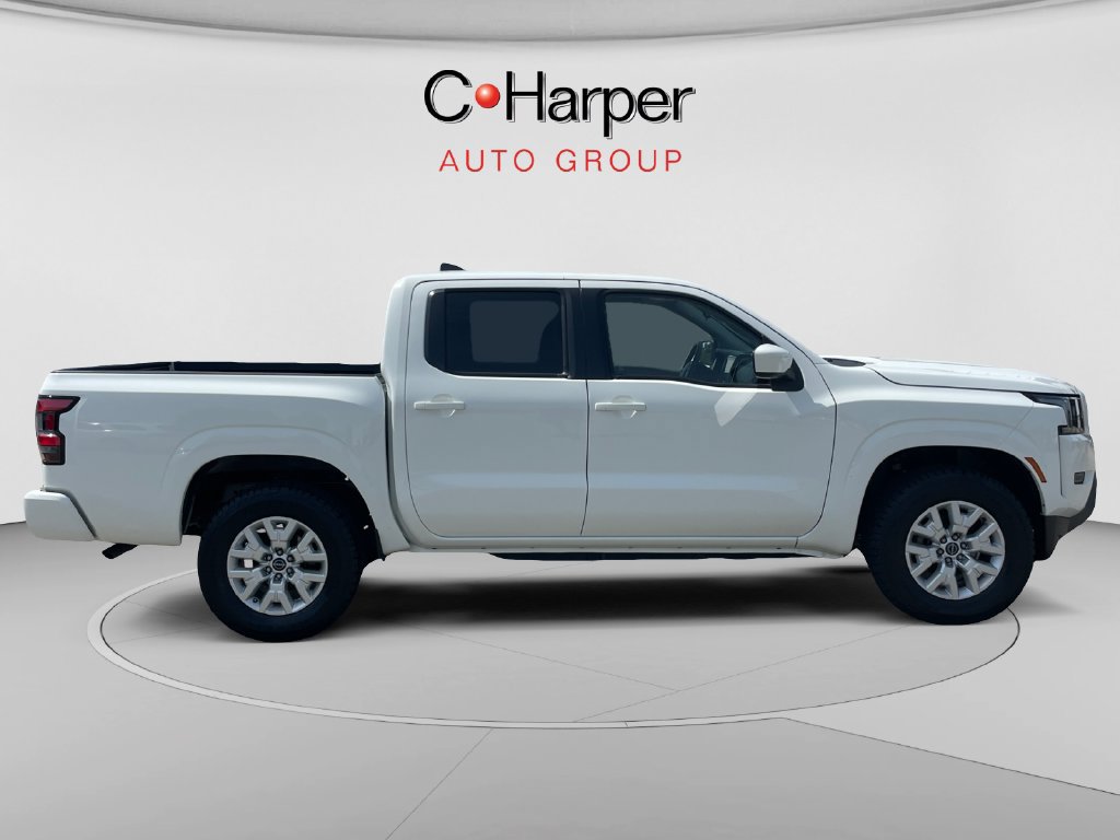 Used 2023 Nissan Frontier SV AWD/4WD image 2