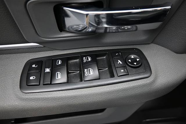 Used 2018 RAM 1500 Big Horn AWD/4WD image 5