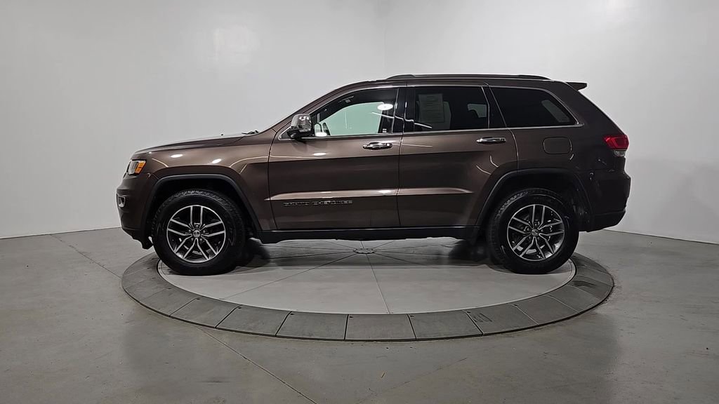 Used 2017 Jeep Grand Cherokee Limited AWD/4WD image 2