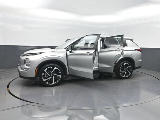Used 2022 Mitsubishi Outlander ES FWD image 33