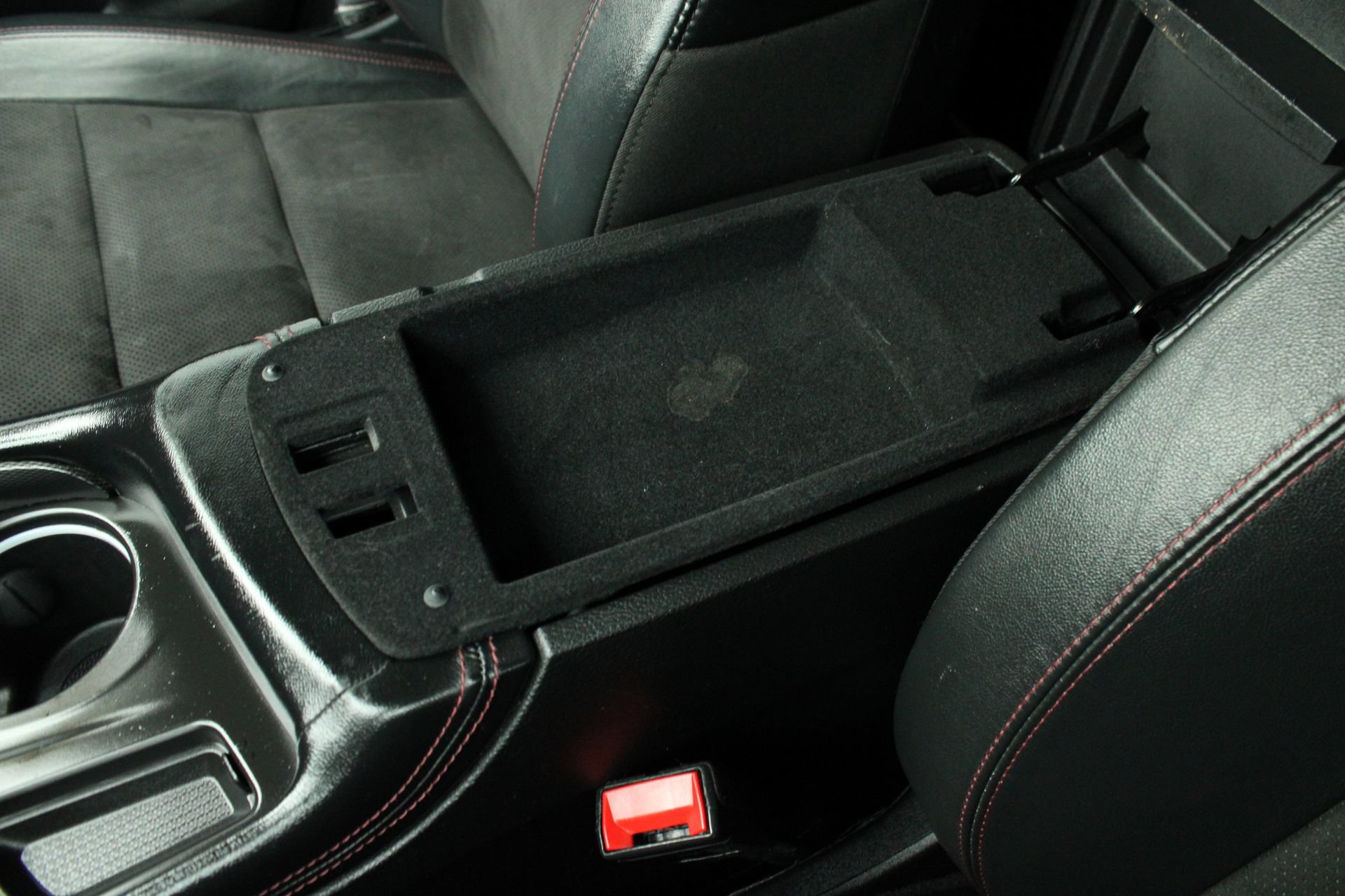 Used 2021 Dodge Durango R/T w/ Blacktop Package AWD/4WD image 50