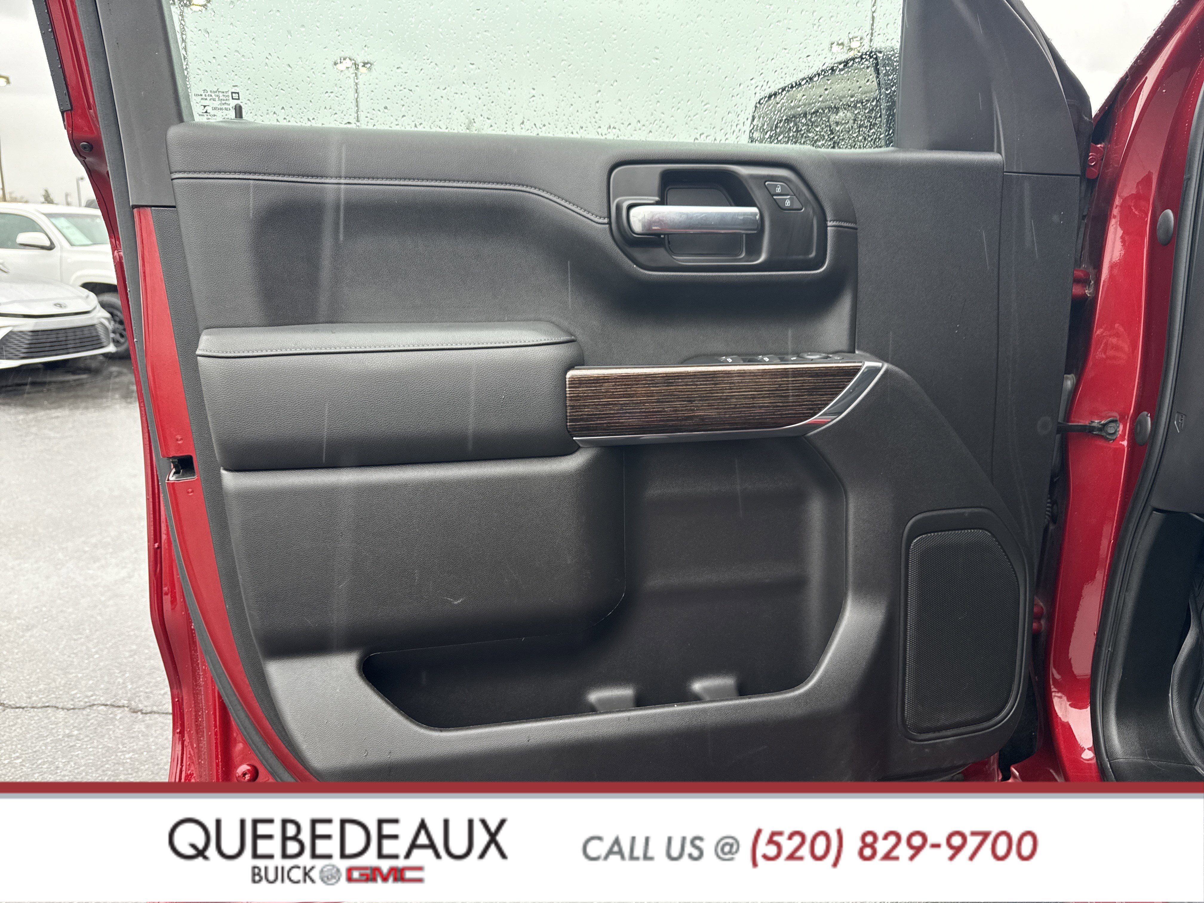 Used 2022 GMC Sierra 1500 Elevation w/ LPO, Elevation Black Package image 14