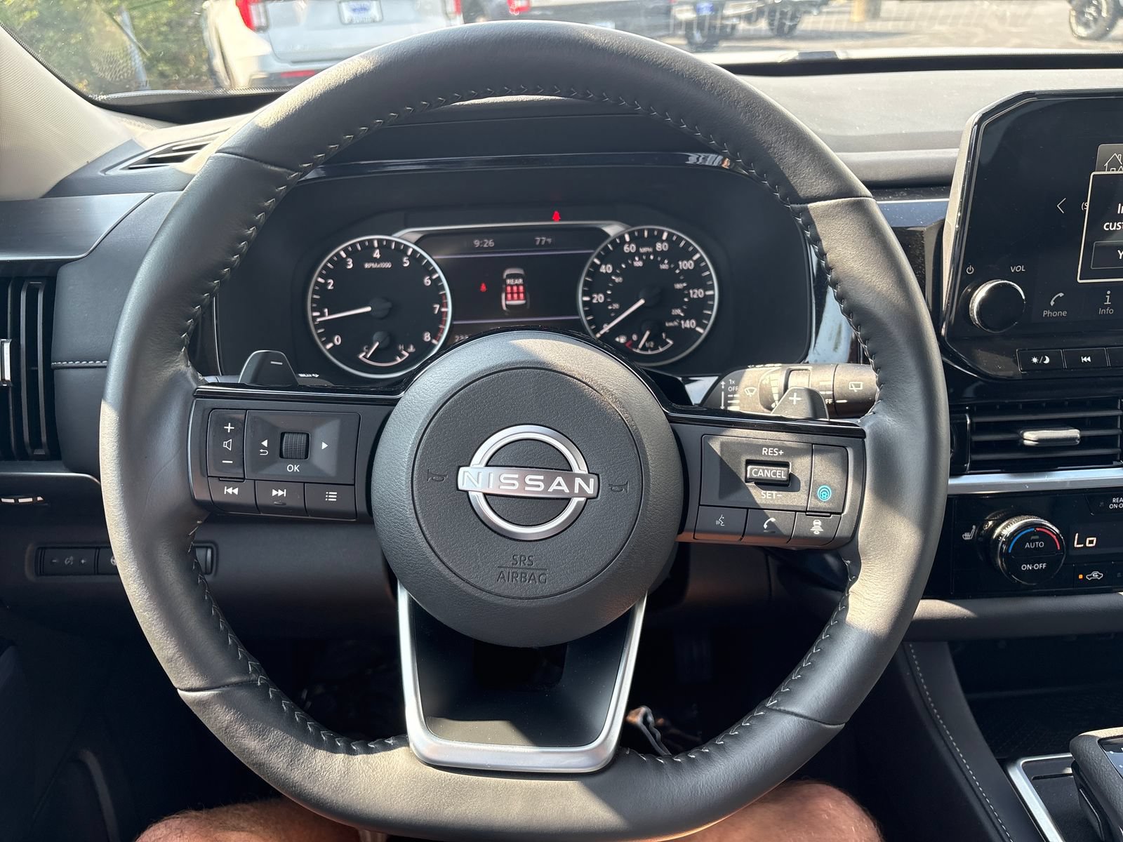 Used 2025 Nissan Pathfinder SL AWD/4WD image 29