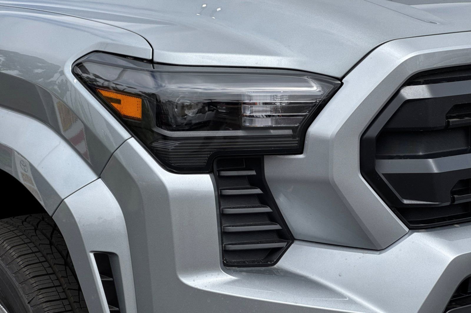 New 2026 Toyota Tacoma SR5 AWD/4WD image 29