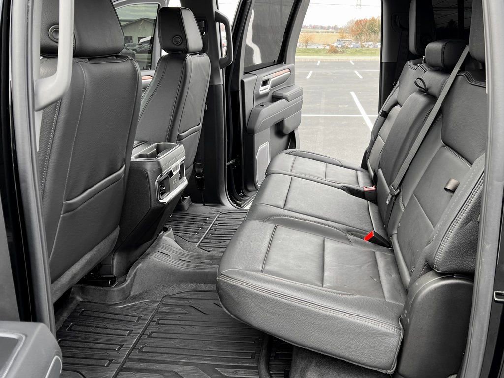 Used 2025 GMC Sierra 2500 Denali image 17