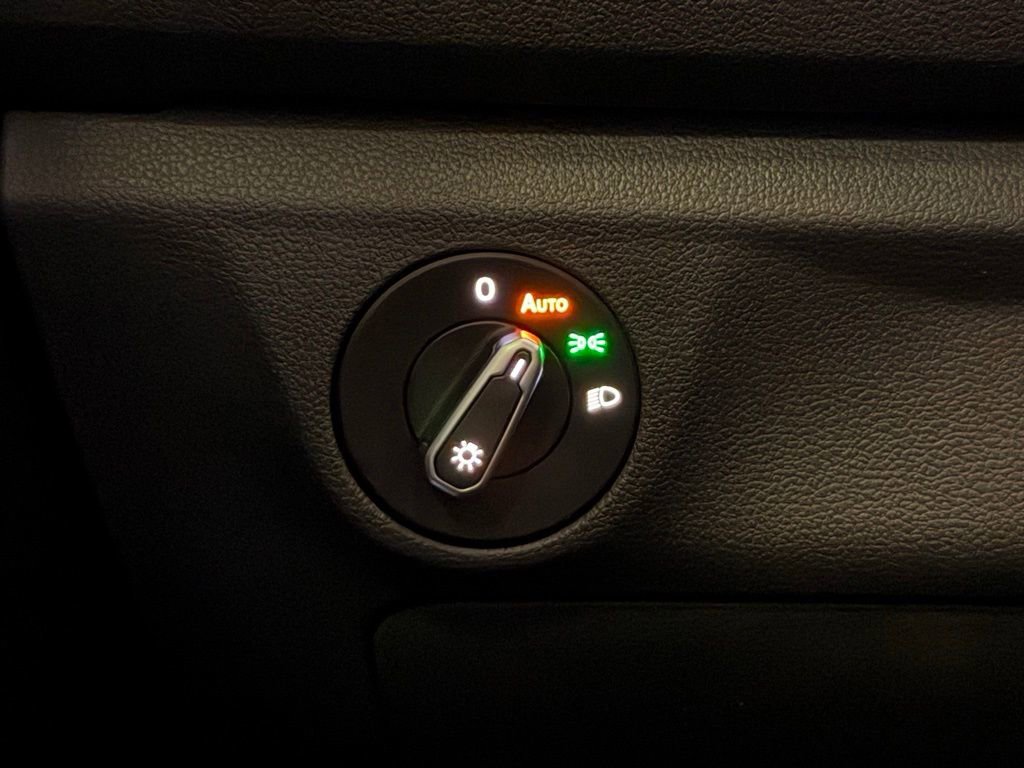 Used 2021 Volkswagen Jetta S w/ Driver Assistance Package image 13