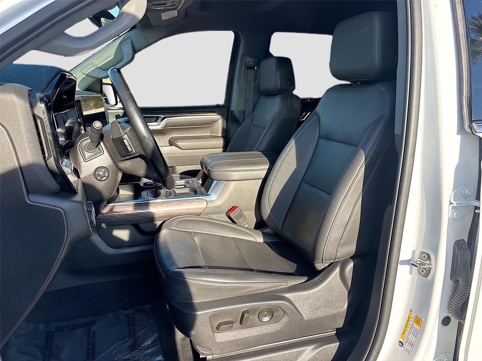 Used 2023 Chevrolet Silverado 1500 LTZ w/ LTZ Convenience Package II image 23