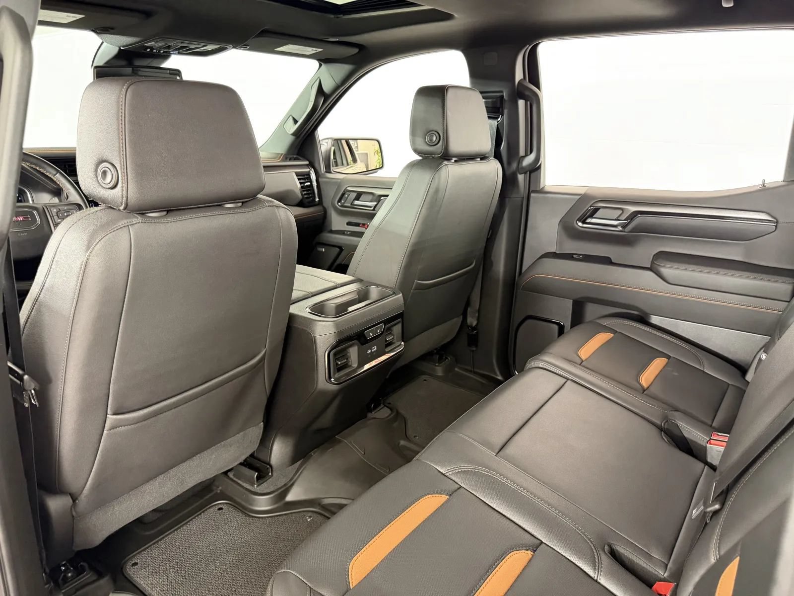Used 2023 GMC Sierra 1500 AT4 w/ AT4 Preferred Package AWD/4WD image 31
