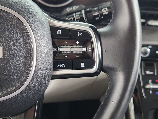 Used 2022 Kia Carnival EX FWD image 31