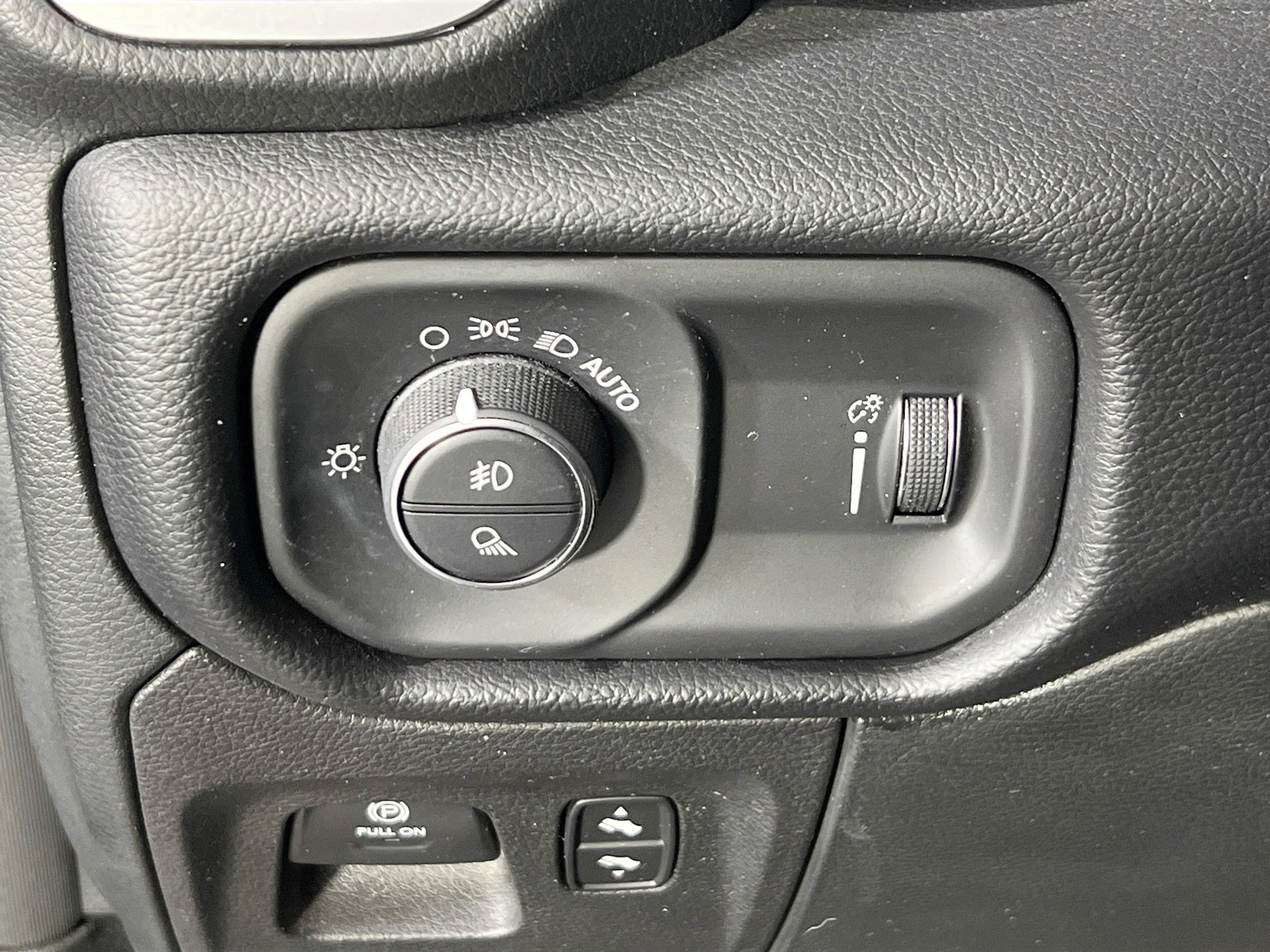 Used 2022 RAM 1500 Big Horn image 10