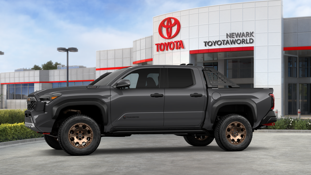 New 2025 Toyota Tacoma 4x4 Double Cab Hybrid image 5