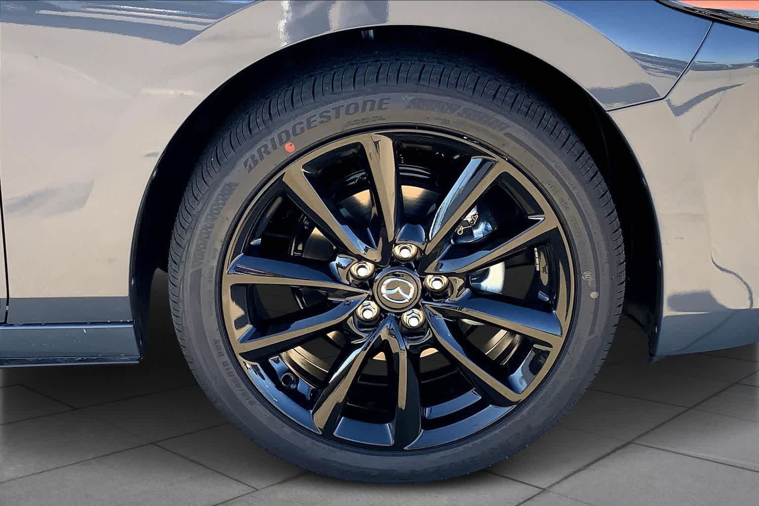 New 2026 MAZDA MAZDA3 2.5 S Hatchback w/ Premium Pkg FWD image 11