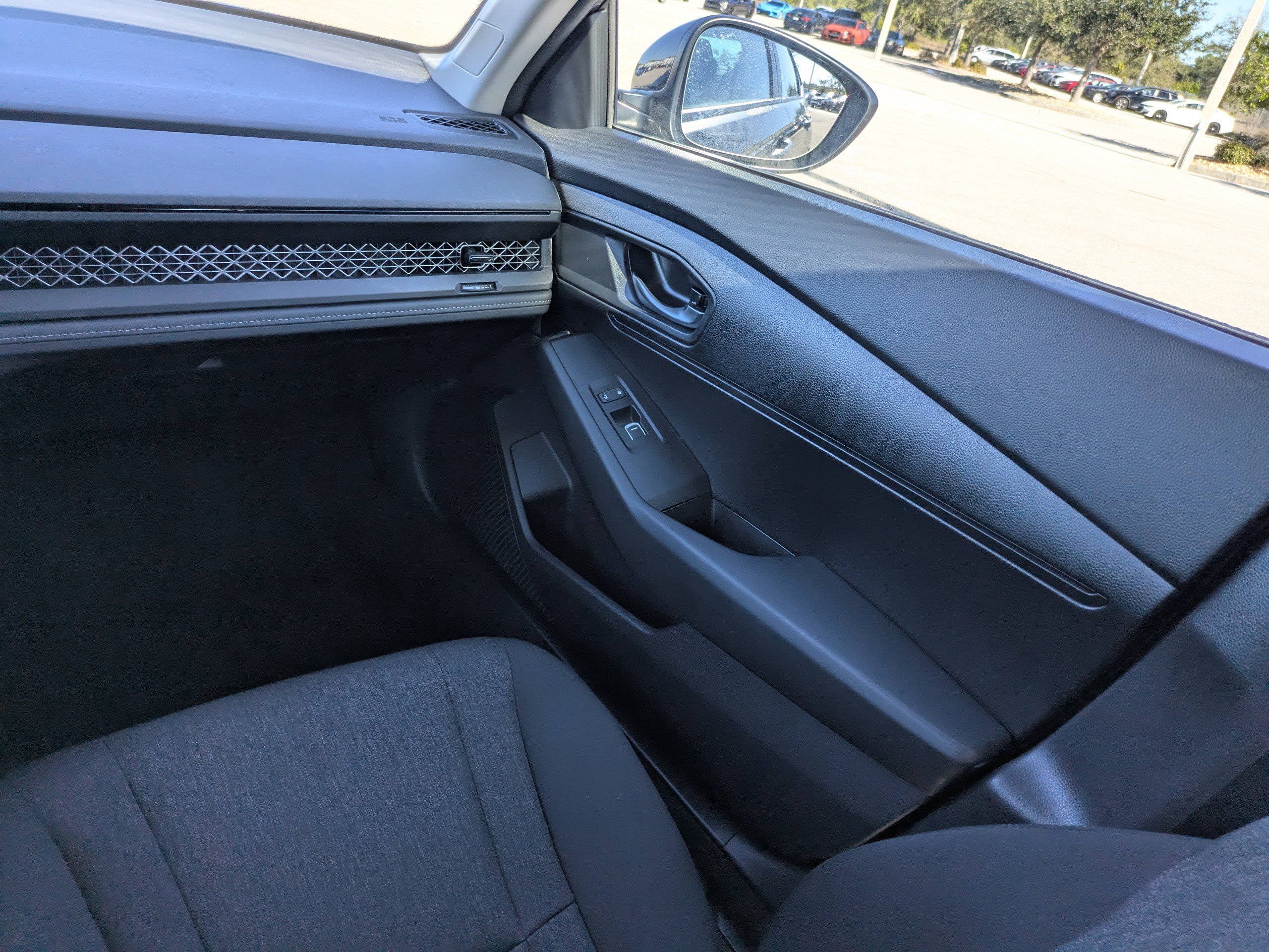 Used 2023 Honda Accord LX image 17