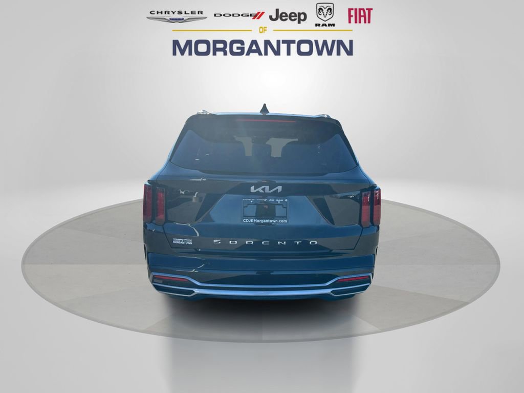 Used 2022 Kia Sorento S w/ Panoramic Sunroof Package image 6