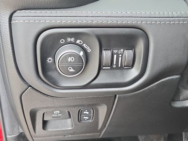 Used 2021 RAM 1500 Limited w/ Night Edition RWD image 26