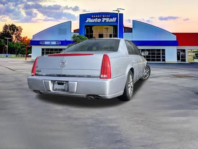 Used 2006 Cadillac DTS w/ Sun And Sound Package image 8
