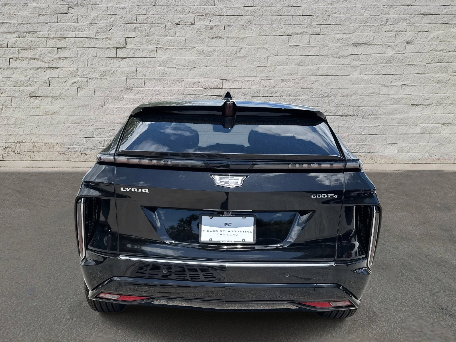 New 2025 Cadillac Lyriq Luxury image 4