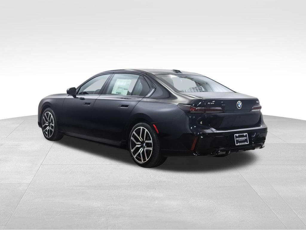 New 2026 BMW 740i xDrive image 3