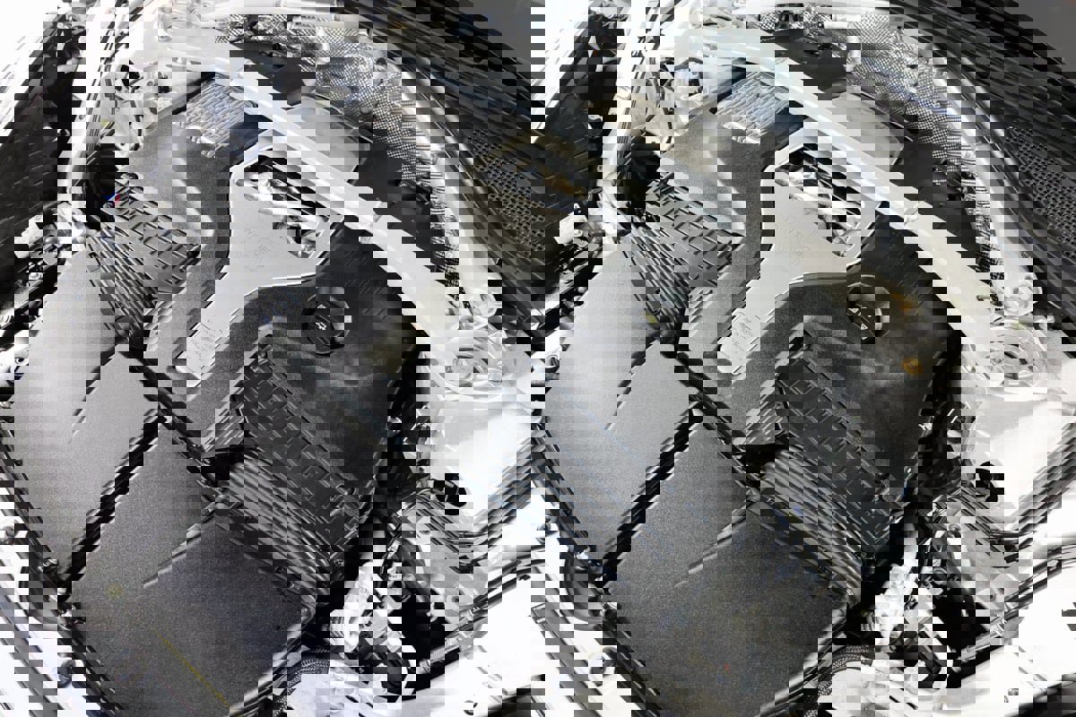 Used 2021 Aston Martin DBX image 33