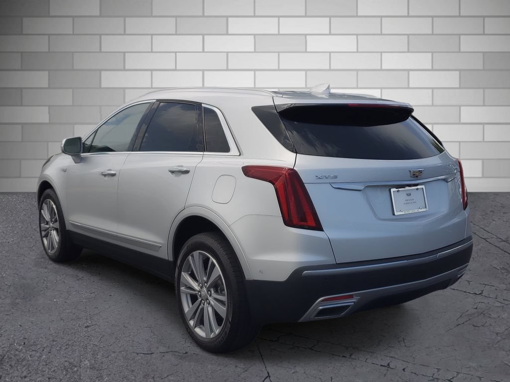 Used 2020 Cadillac XT5 Premium Luxury FWD image 3