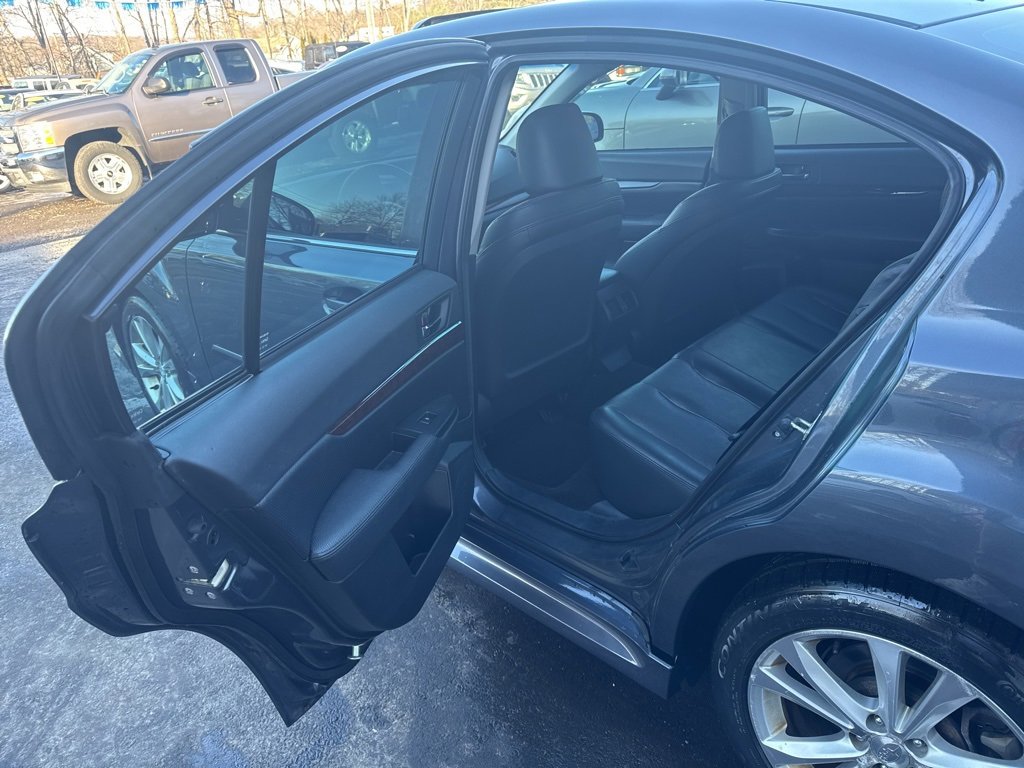 Used 2014 Subaru Legacy 3.6R Limited image 37