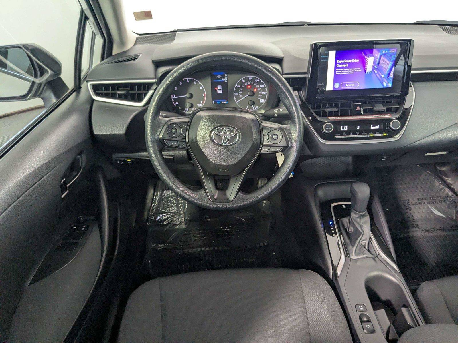 Certified 2025 Toyota Corolla LE FWD image 36