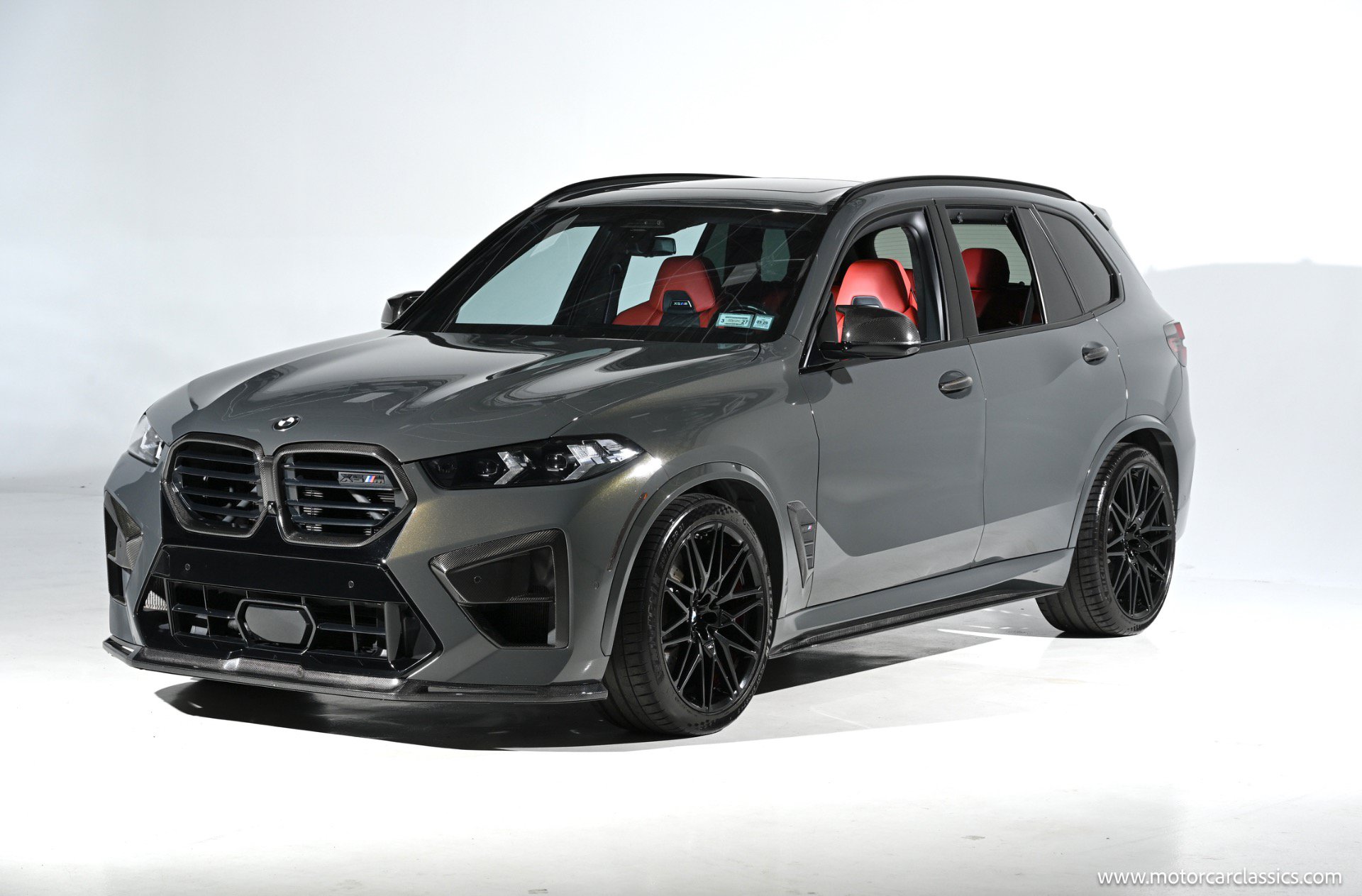 Used 2025 BMW X5 M Competition w/ Executive Package AWD/4WD image 3